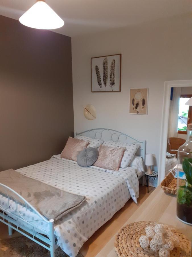 Au Bosquet, Chambre Et Salle De Bains Avec Petit Dejeuner A 600 M Du Centre Dans Un Cadre Calme Et Verdoyant Salies-de-Béarn Eksteriør bilde