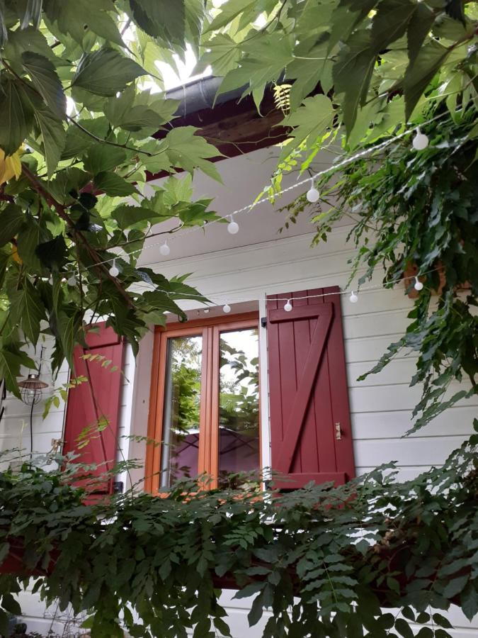 Au Bosquet, Chambre Et Salle De Bains Avec Petit Dejeuner A 600 M Du Centre Dans Un Cadre Calme Et Verdoyant Salies-de-Béarn Eksteriør bilde