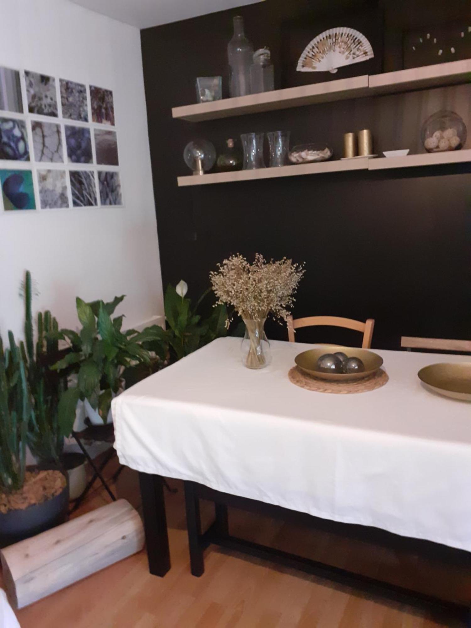 Au Bosquet, Chambre Et Salle De Bains Avec Petit Dejeuner A 600 M Du Centre Dans Un Cadre Calme Et Verdoyant Salies-de-Béarn Eksteriør bilde